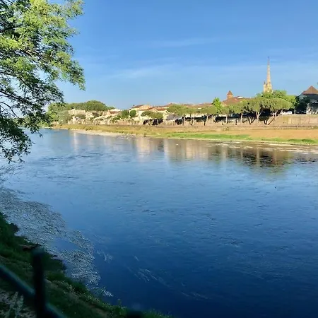 Hébergement de vacances A Little Gem On The Banks Of The River Dordogne Port-Sainte-Foy-et-Ponchapt